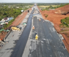 Rà soát nhà thầu chuyển nhượng trái phép gói thầu cao tốc Bắc Nam