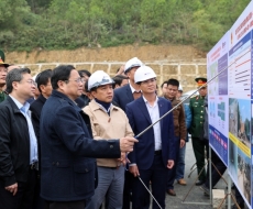 Bốn bộ cùng tháo gỡ khó khăn, thúc tiến độ xây cao tốc